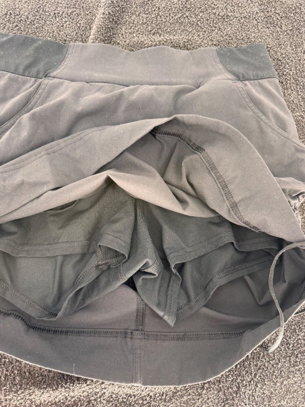 Columbia Black Women's All Seasons Ruched Skort Size Medium with Pockets - Picture 8 of 11